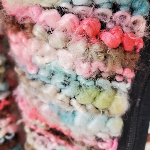 Yarn bootie heels - Picture 8 of 8